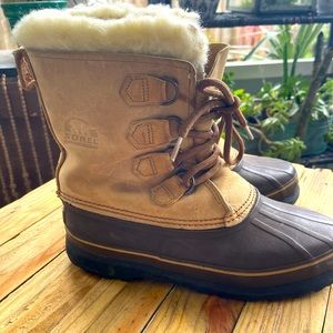 SOREL Duck boots w/removable, washable shearling inserts